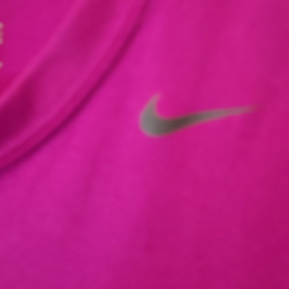 Nike Women's Dri-Fit Tank Top Size Small - Picture 3 of 4